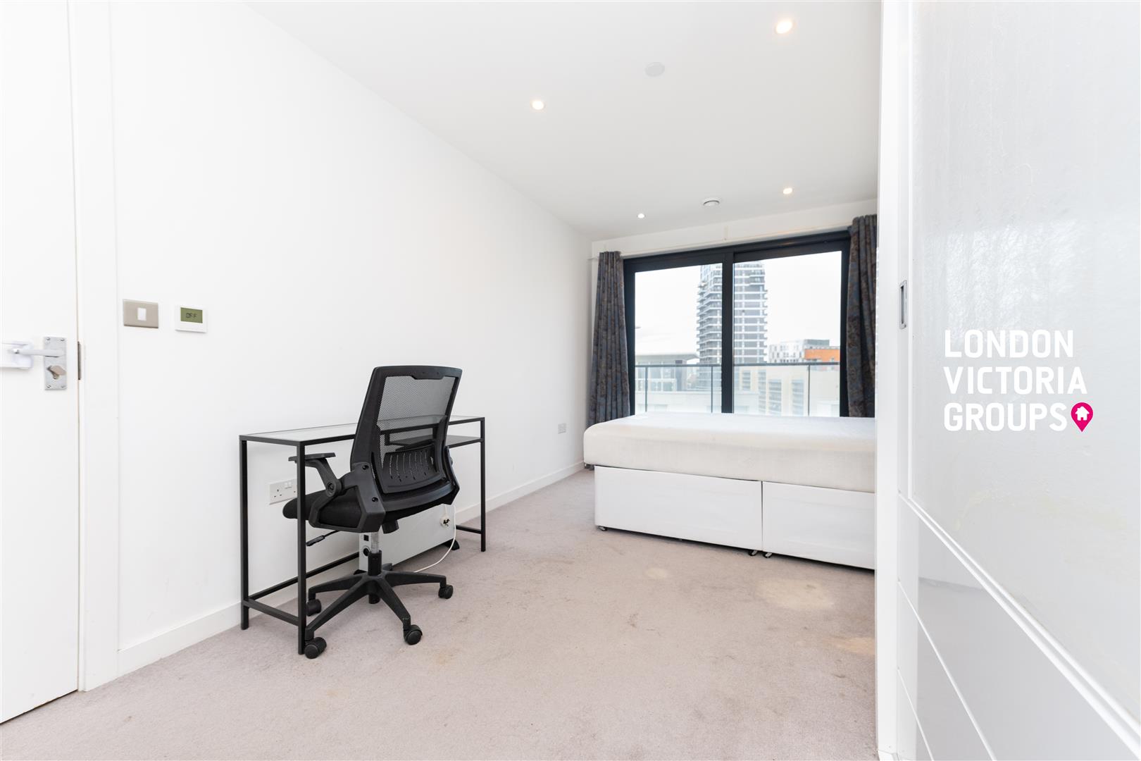 Horizons Tower, 1 Yabsley Street, London